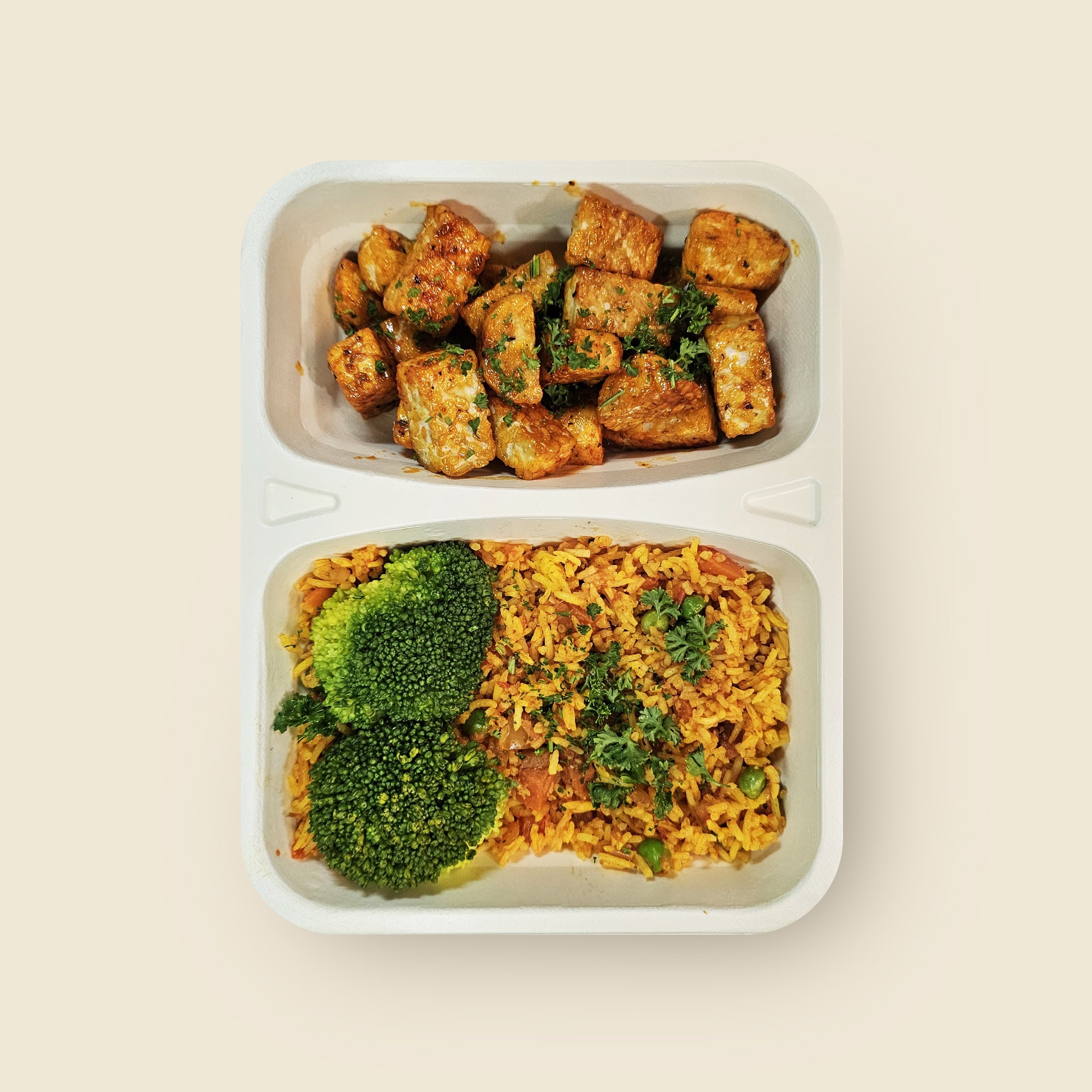 Piri Piri Tempeh w/ Rice & Veggies